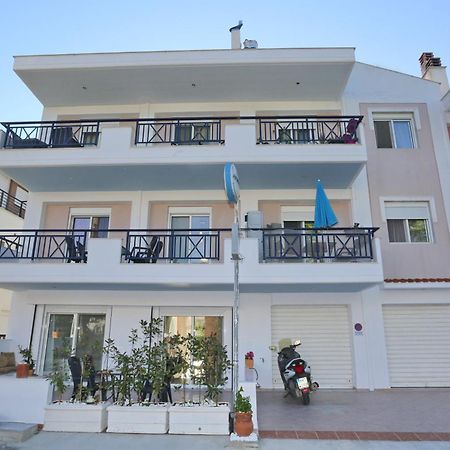 Kastoria Apartments Polychrono Extérieur photo