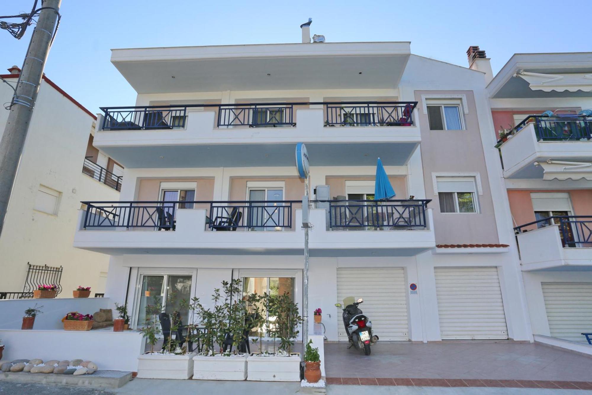 Kastoria Apartments Polychrono Extérieur photo