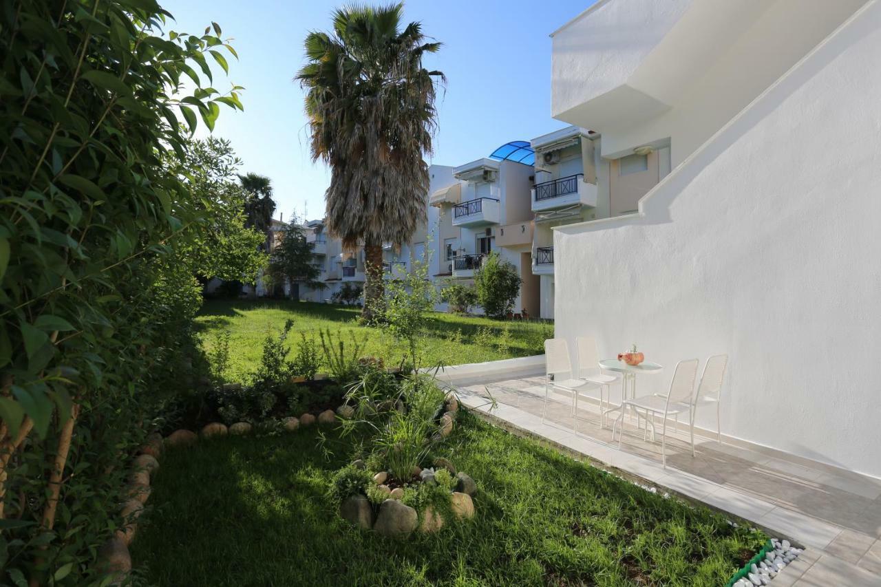 Kastoria Apartments Polychrono Extérieur photo